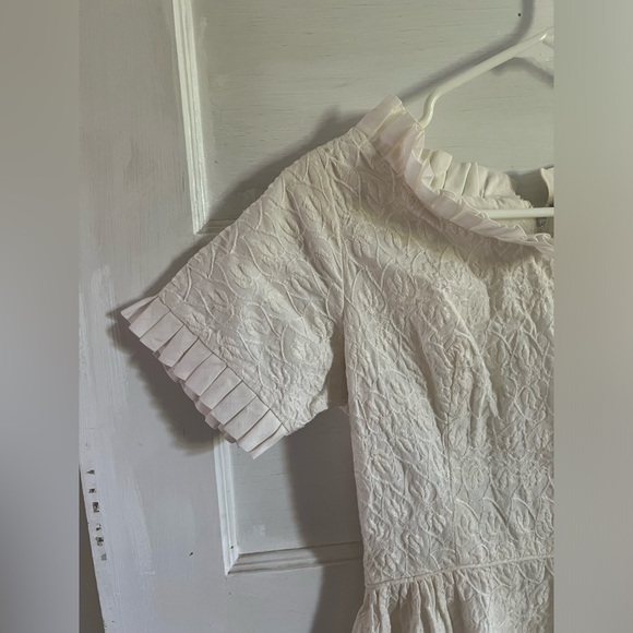 AUTHENTIC VINTAGE 1960s Embroidered Dress - Picture 3 of 9